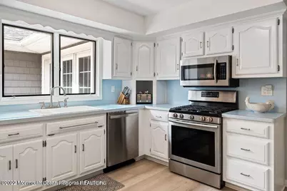 425A Atlantic Avenue, Spring Lake, NJ 07762 - Photo 18