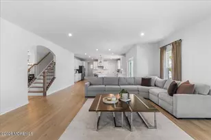 3 Annapolis St, Farmingdale, NJ 07727 - Photo 12