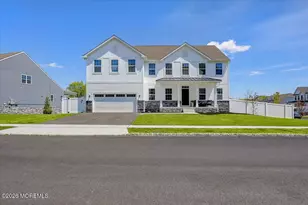 3 Annapolis St, Farmingdale, NJ 07727 - Photo 2