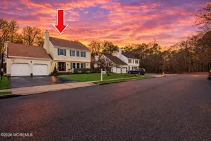 35 Brook St, Farmingdale, NJ 07727 - Photo 2