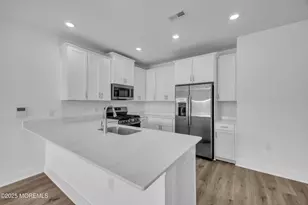28311 Radford Ct, Monroe Township, NJ 08831 - Photo 10