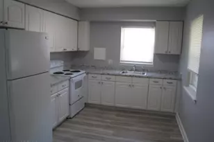 45 Broad St, Freehold, NJ 07728 - Photo 10