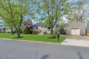 318 Texas Dr, Brick, NJ 08723 - Photo 6