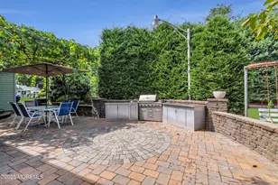 29 Woodrow St, Oakhurst, NJ 07755 - Photo 4