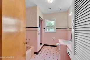 19 Murray St, Freehold, NJ 07728 - Photo 12