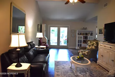 17 Concord Court, Red Bank, NJ 07701 - Photo 10