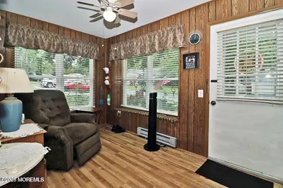 107 B Constitution Boulevard, Whiting, NJ 08759 - Photo 8