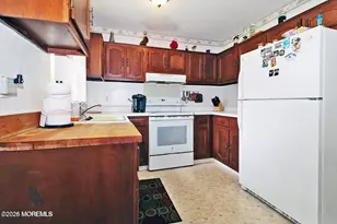 107 B Constitution Blvd, Whiting, NJ 08759 - Photo 12