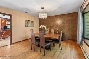 9 Manor Ct, Manalapan Township, NJ 07726 - Photo 6