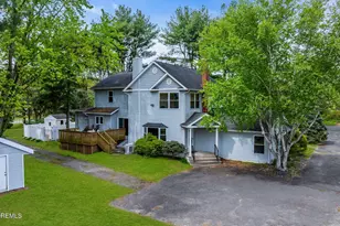 10 Daum Rd, Manalapan Township, NJ 07726 - Photo 4