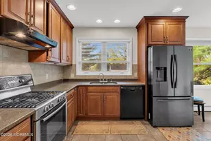 10 Daum Rd, Manalapan Township, NJ 07726 - Photo 22