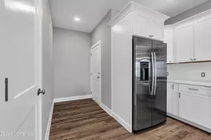 33 Union Ave, Manasquan, NJ 08736 - Photo 6