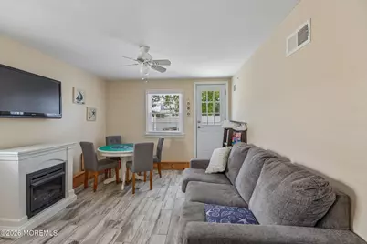 301 W 18th Street, Ship Bottom, NJ 08008 - Photo 26