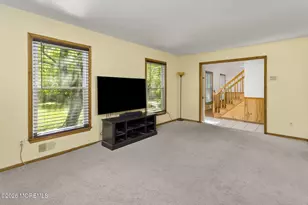 251 Locust Ave, Howell Township, NJ 07731 - Photo 8