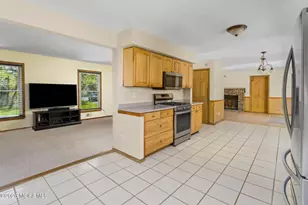 251 Locust Ave, Howell Township, NJ 07731 - Photo 14