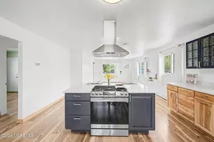 28 Montserrat St, Toms River Township, NJ 08757 - Photo 12