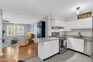 9 Sycamore Ln, Fair Haven, NJ 07704 - Photo 8