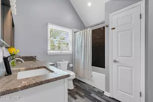 9 Sycamore Ln, Fair Haven, NJ 07704 - Photo 18