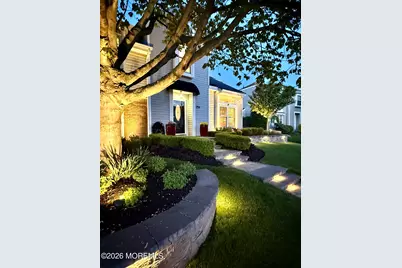 194 Kentucky Way, Freehold, NJ 07728 - Photo 4