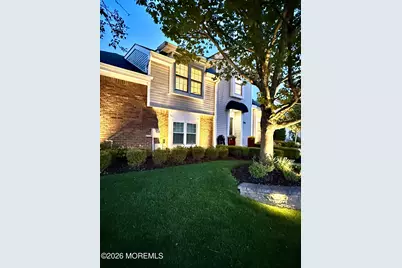 194 Kentucky Way, Freehold, NJ 07728 - Photo 6