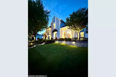 194 Kentucky Way, Freehold, NJ 07728 - Photo 8