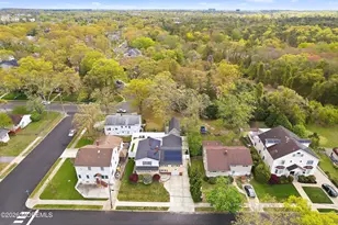 117 E Caranetta Terrace, Lakewood, NJ 08701 - Photo 2