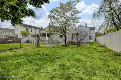 27 Washington Street, Red Bank, NJ 07701 - Photo 30