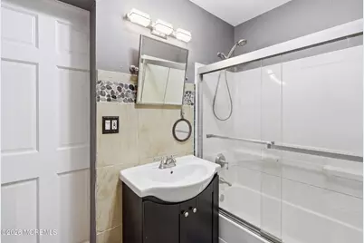420 Wells Avenue, Oakhurst, NJ 07755 - Photo 34