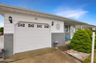 32 Bonaire Dr, Toms River Township, NJ 08757 - Photo 18