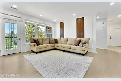 110 Shinnecock Drive, Manalapan Township, NJ 07726 - Photo 4