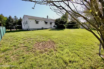 32 Toomin Drive, Neptune Township, NJ 07753 - Photo 10