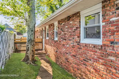 67 Beacon Boulevard, Keansburg, NJ 07734 - Photo 4