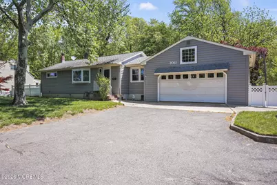 2061 Florence Avenue, Hazlet Township, NJ 07730 - Photo 2
