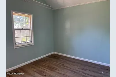239 Alpine Way, Laurence Harbor, NJ 08879 - Photo 6