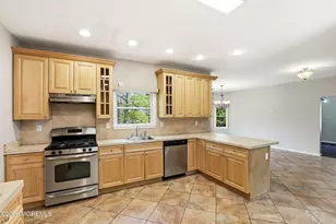 22 Tuscany Terrace, Lakewood, NJ 08701 - Photo 10