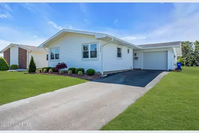 140 Clay Circle, Brick, NJ 08724 - Photo 4