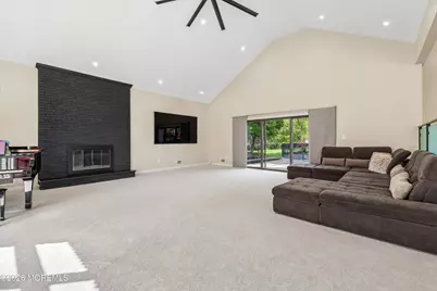 20 Sunrise Circle, Holmdel, NJ 07733 - Photo 8