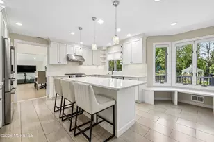 20 Sunrise Cir, Holmdel, NJ 07733 - Photo 12