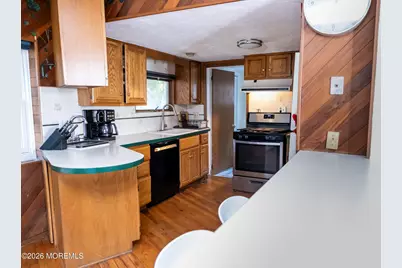 28 Florence Avenue, Leonardo, NJ 07737 - Photo 8