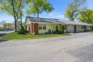 717B Buckingham Dr, Lakewood, NJ 08701 - Photo 32