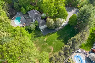 12 Country Club Ln, Marlboro Township, NJ 07746 - Photo 2