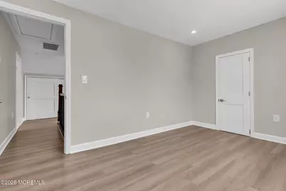 21 Market Street, Edison, NJ 08817 - Photo 24