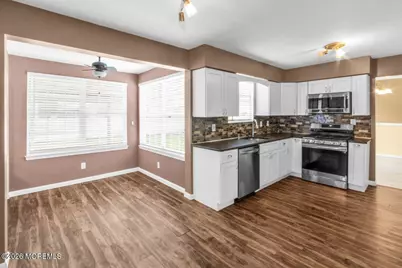301 Platinum Court, Glassboro Boro, NJ 08028 - Photo 18