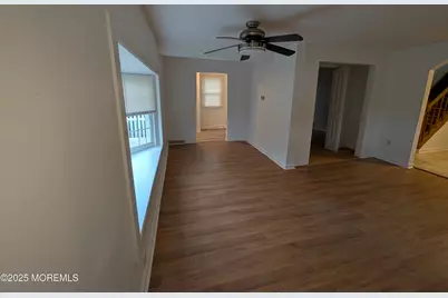 171 Center Street, Aberdeen Township, NJ 07747 - Photo 6