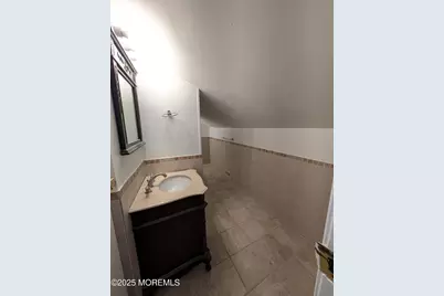 171 Center Street, Aberdeen Township, NJ 07747 - Photo 18