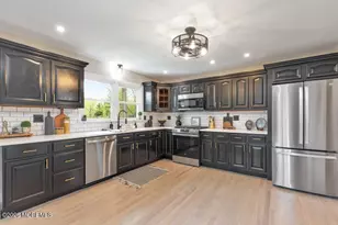 4 Blue Hills Dr, Holmdel, NJ 07733 - Photo 12