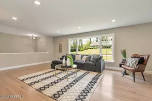 4 Blue Hills Dr, Holmdel, NJ 07733 - Photo 8