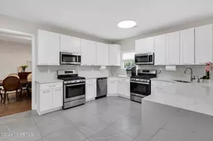 30 Independence Ct, Lakewood, NJ 08701 - Photo 10