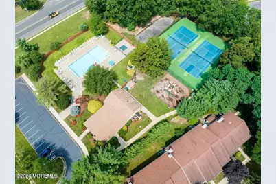 258 Grassmere Court, Aberdeen Township, NJ 07747 - Photo 12