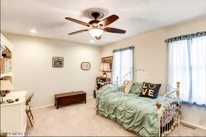 258 Grassmere Court, Aberdeen Township, NJ 07747 - Photo 8